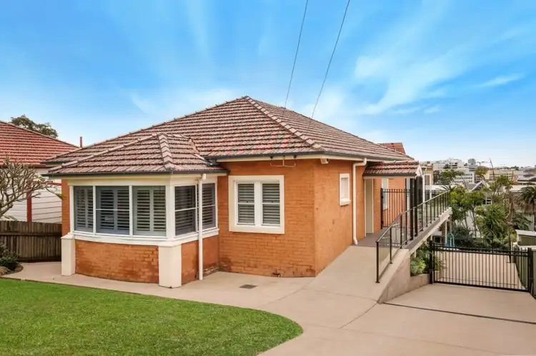 14 Mailer Avenue, Wollongong NSW 2500
