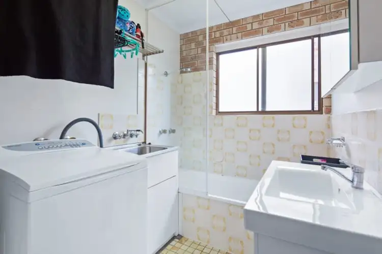 Seventh view of Homely unit listing, 8/33 Walan Street, Mooloolaba QLD 4557