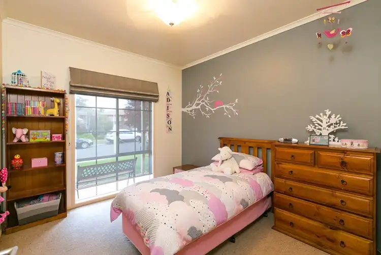 Sixth view of Homely house listing, 11 Pauline Court, Kangaroo Flat VIC 3555