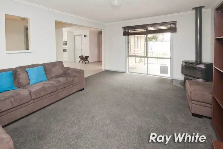Fifth view of Homely house listing, 10 Jacaranda Drive, Baxter VIC 3911