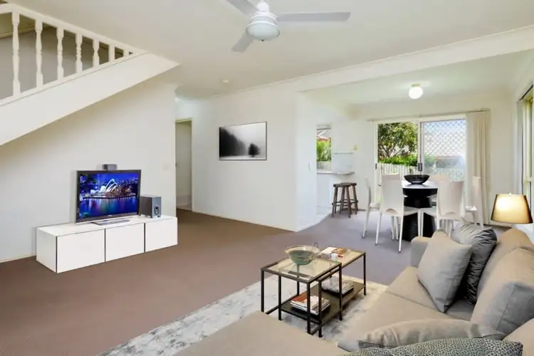 63/15 Erindale Close, Wishart QLD 4122