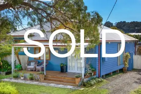 16 Paringa Avenue, Davistown NSW 2251