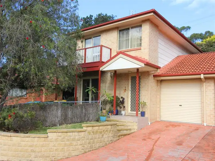 Main view of Homely house listing, 4 Madison Place, Berkeley Vale NSW 2261