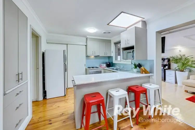 Sixth view of Homely house listing, 8 Karee Court, Greensborough VIC 3088