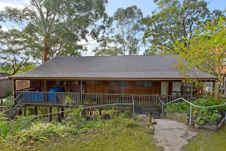 40 Plateau Road, North Gosford NSW 2250