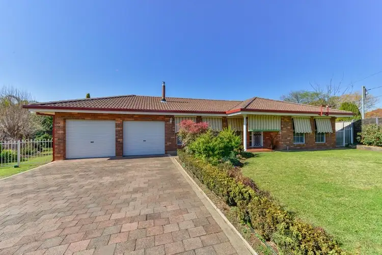 15 Baringa Place, Tamworth NSW 2340