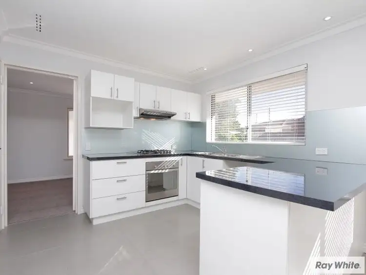 11 Lind Court, Langford WA 6147