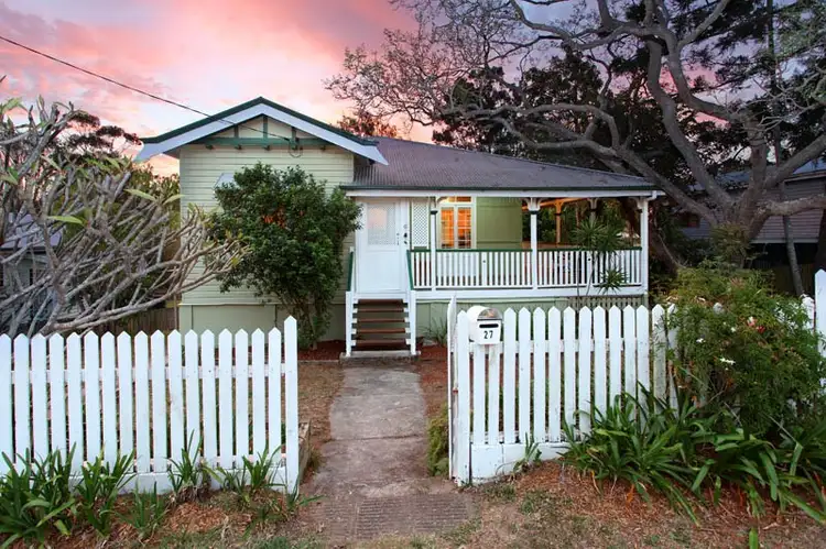 27 Kelsey Street, Coorparoo QLD 4151