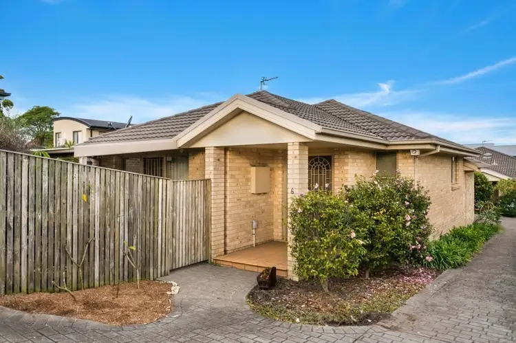 Main view of Homely villa listing, 6/59-61 Addison Street, Shellharbour NSW 2529