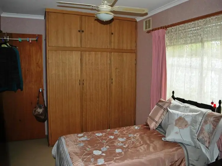 Fifth view of Homely house listing, 14 Rangeview Drive, Myrtleford VIC 3737