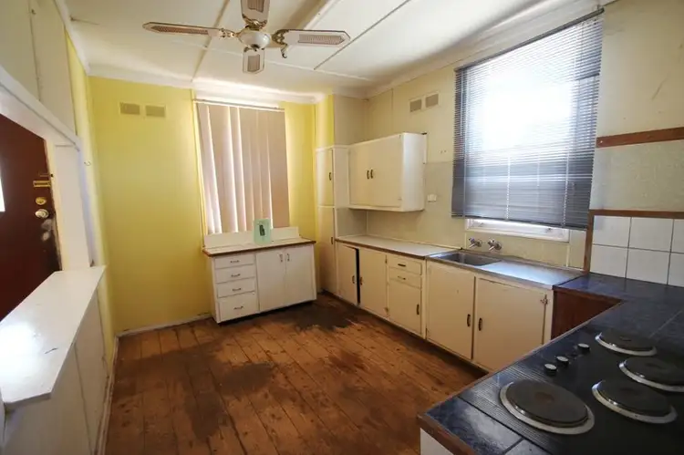 Fifth view of Homely house listing, 12 Railway Parade, Robertstown SA 5381