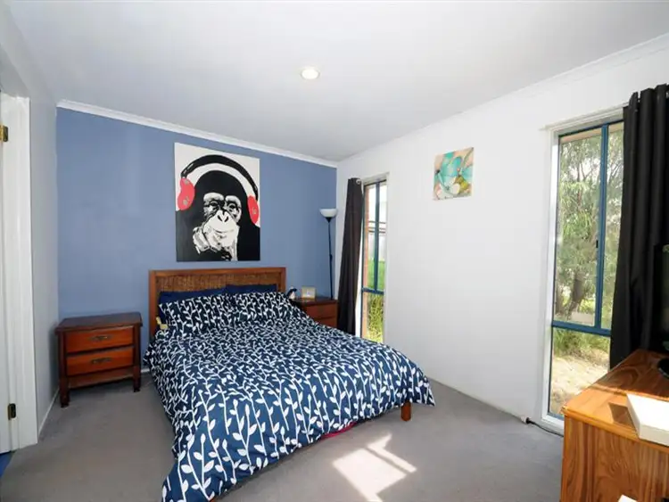Seventh view of Homely house listing, 2 Falkiner Court, Carrum Downs VIC 3201