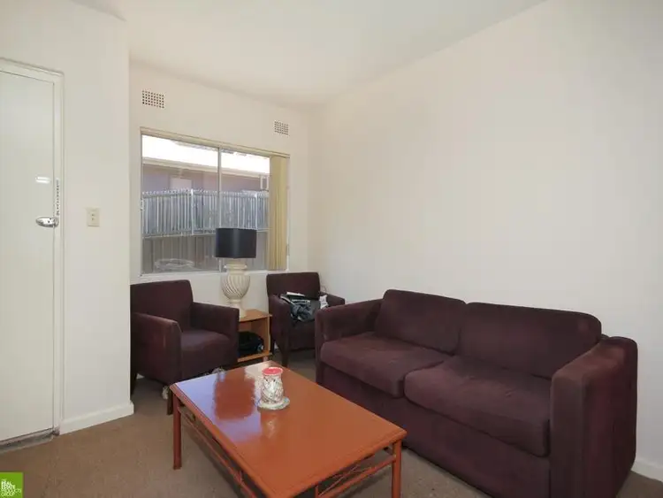 Third view of Homely house listing, 5/58 Robertson Street, Coniston NSW 2500