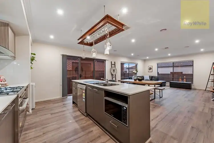Third view of Homely house listing, 7 Kangaroo Road, Craigieburn VIC 3064