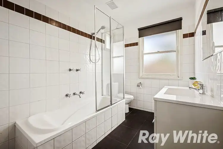 Fifth view of Homely unit listing, 1/16 McDonald Street, Mordialloc VIC 3195