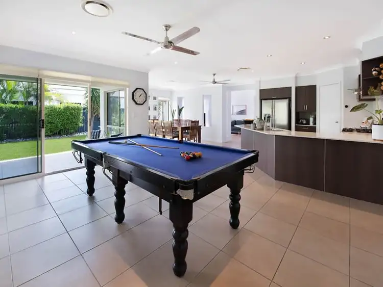 Sixth view of Homely house listing, 2 Castaway Court, Kawana Island QLD 4575