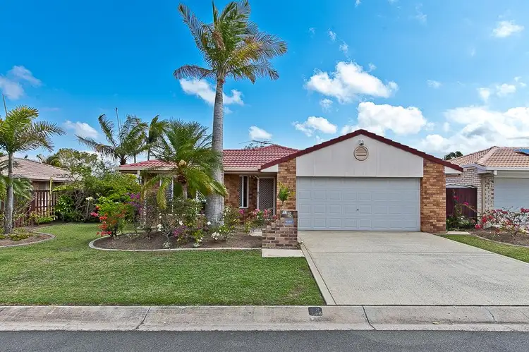 15 Frensham Crescent, Boondall QLD 4034