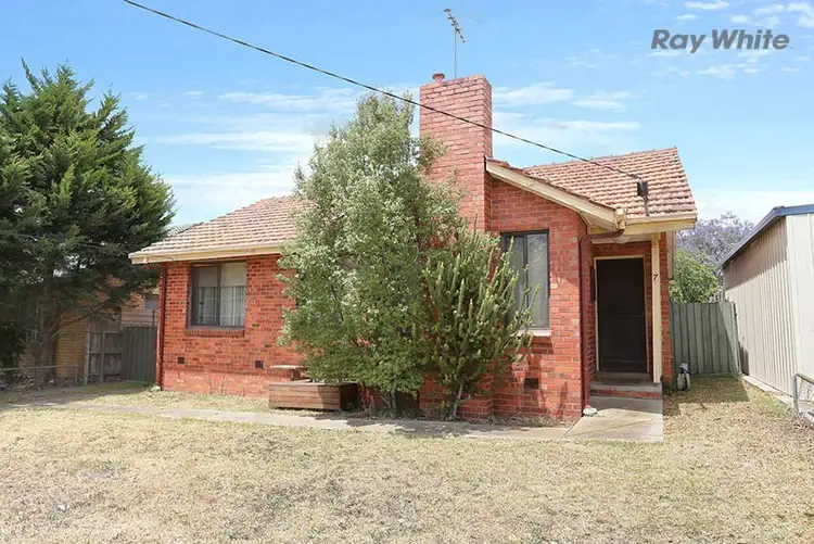 7 Williams Road, Laverton VIC 3028