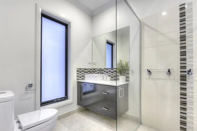 Sixth view of Homely unit listing, 2/28 Miranda Road, Reservoir VIC 3073