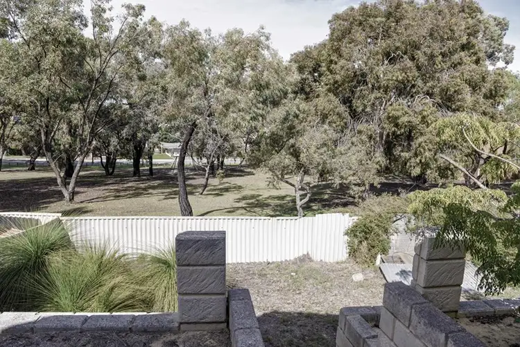 24 Sycamore Drive, Duncraig WA 6023