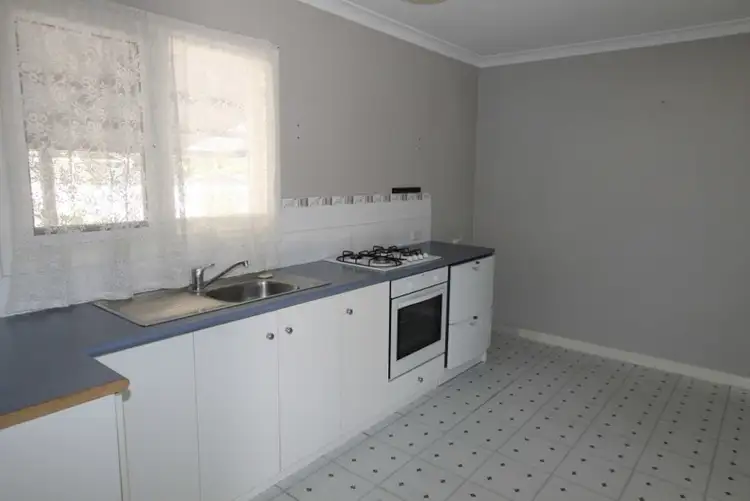 18D Buntine Way, Girrawheen WA 6064