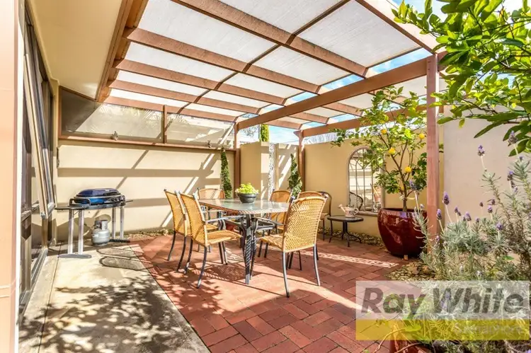 4/2 Sawford Street, Largs Bay SA 5016