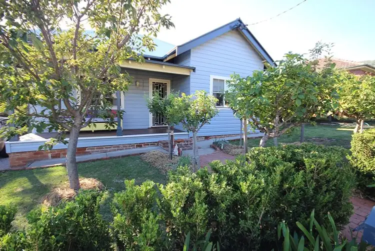 28 Chelmsford Street, Tamworth NSW 2340