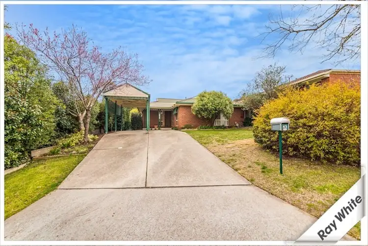 43 Smeaton Circuit, Banks ACT 2906