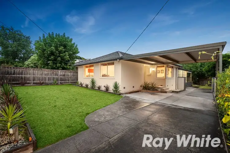 4 Hilltop Avenue, Macleod VIC 3085