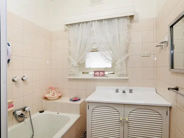 Sixth view of Homely house listing, 241 Shannon Avenue, Manifold Heights VIC 3218