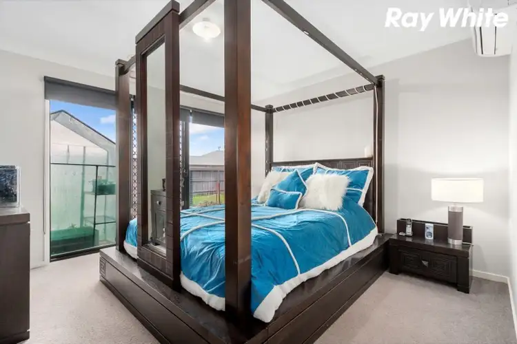 Seventh view of Homely house listing, 3 Sweet Pea Drive, Pakenham VIC 3810