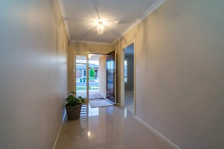 Fourth view of Homely house listing, 19 Holiday Court, Truganina VIC 3029