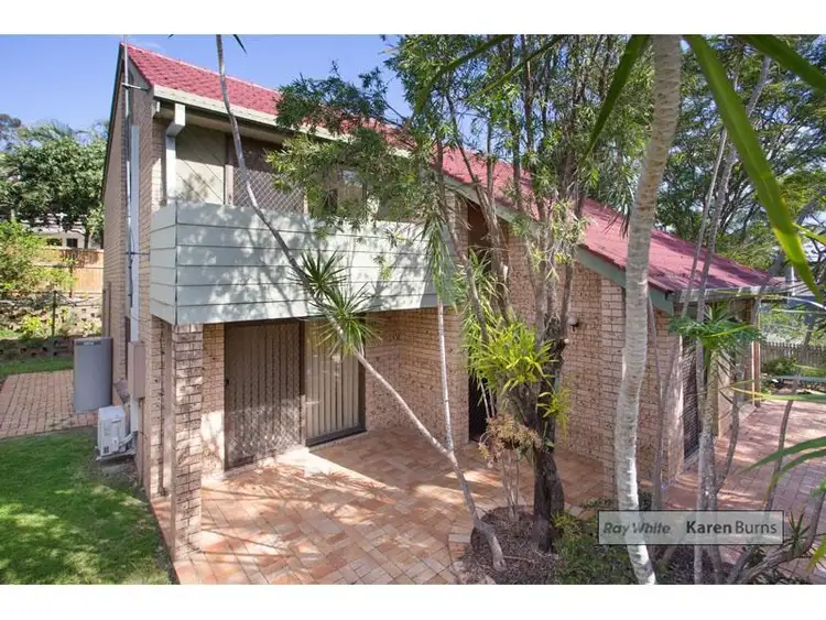 20 Marmindie Street, Chapel Hill QLD 4069