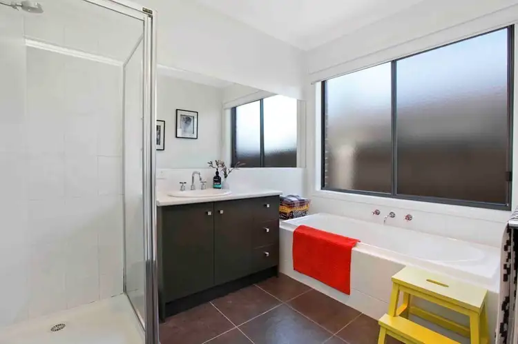 Sixth view of Homely house listing, 19 Kerford Court, South Morang VIC 3752