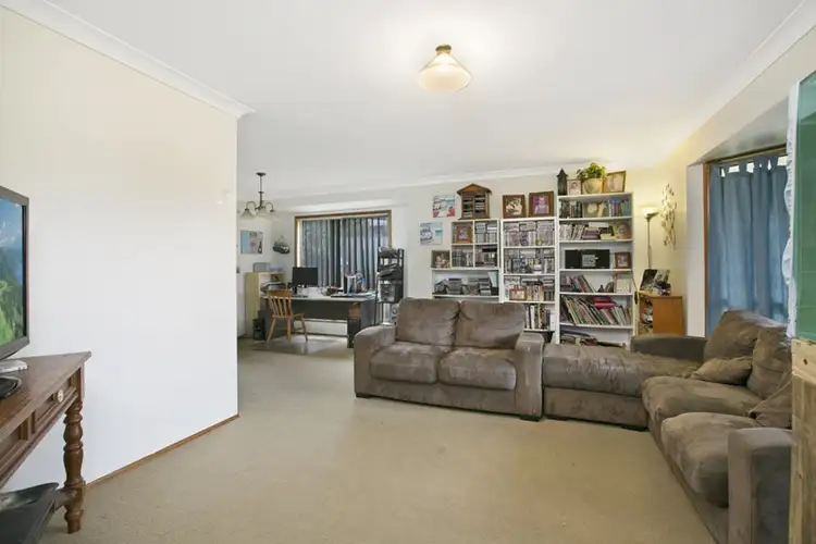 Fifth view of Homely house listing, 8 Ashwood Circuit, Birkdale QLD 4159