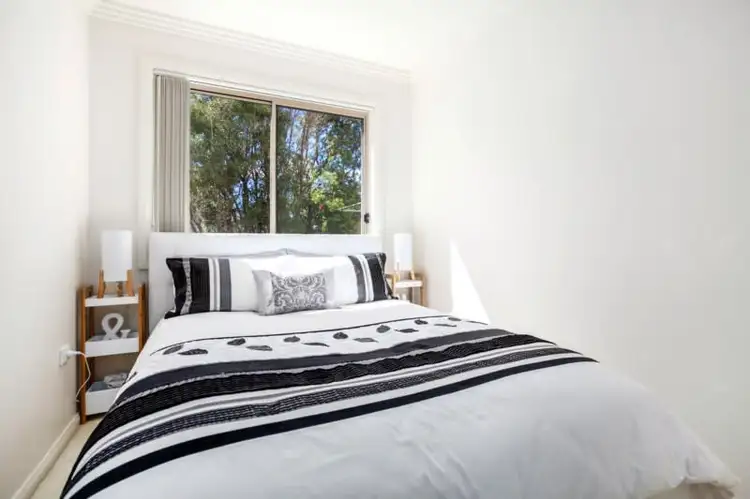 Fifth view of Homely house listing, 5 Lorikeet Place, Blackbutt NSW 2529