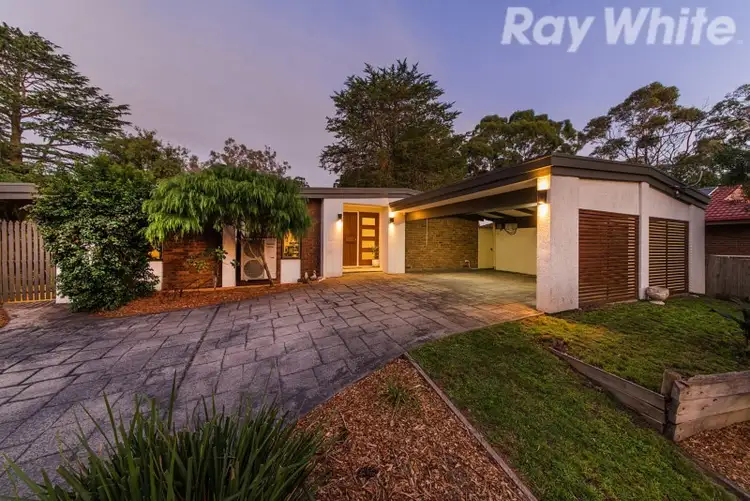 27 Wonthulong Drive, Bayswater North VIC 3153