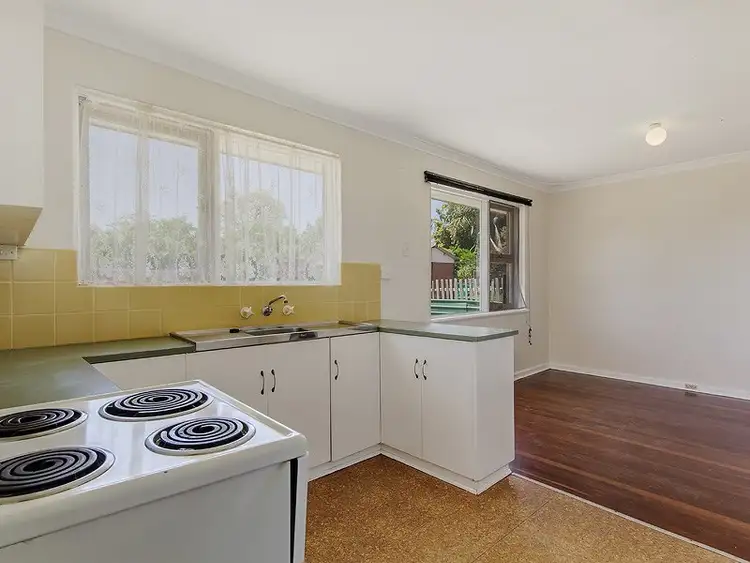 Sixth view of Homely house listing, 9 Milton Place, Orelia WA 6167