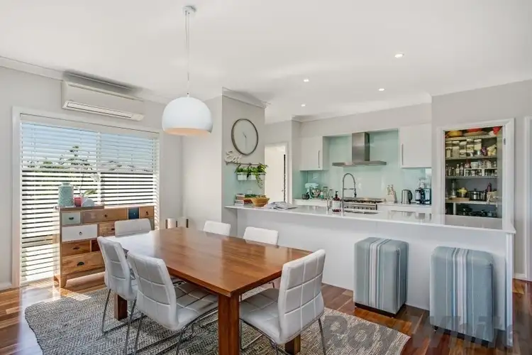 Sixth view of Homely house listing, 562 Oakhampton Road, Aberglasslyn NSW 2320