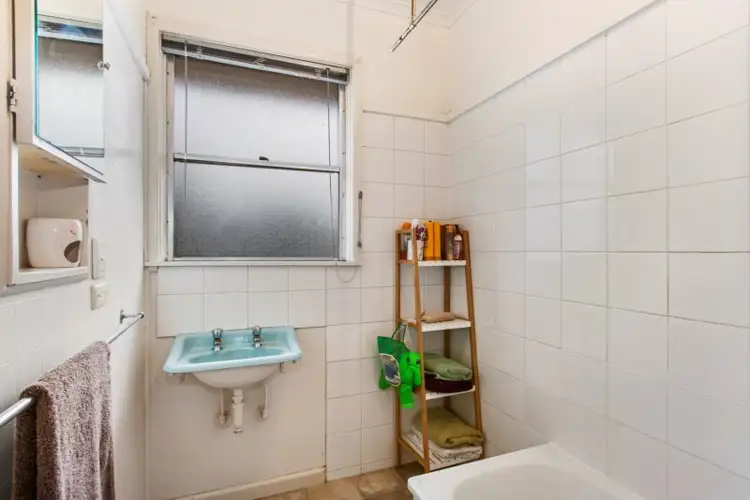 Fifth view of Homely house listing, 58 Chisholm Crescent, Seymour VIC 3660