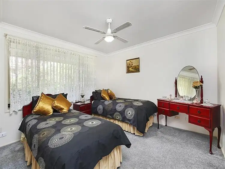 Sixth view of Homely house listing, 8 Wixstead Close, Point Clare NSW 2250