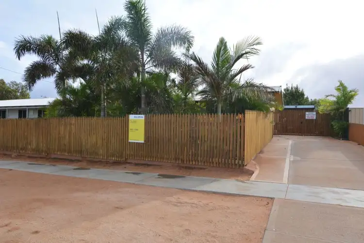11 McLeod Street, Carnarvon WA 6701