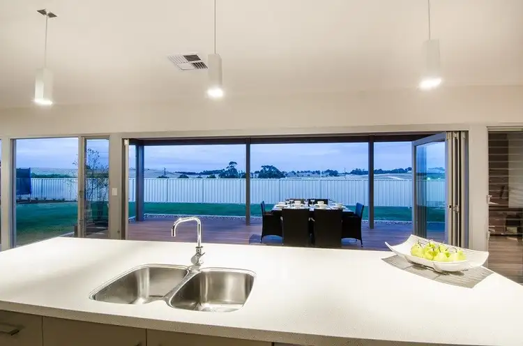 Seventh view of Homely house listing, 8 Aramanta Drive, Mount Gambier SA 5290