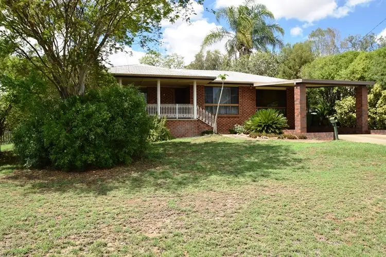 62 Dingyarra Street, Toogoolawah QLD 4313