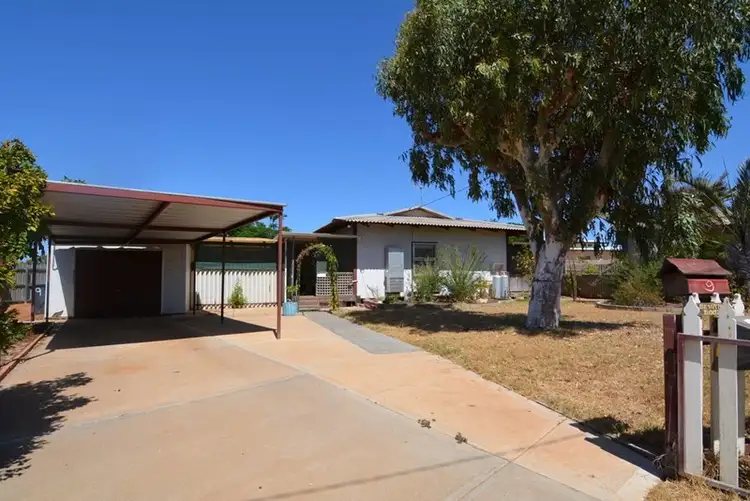 9 Carroll Way, Carnarvon WA 6701