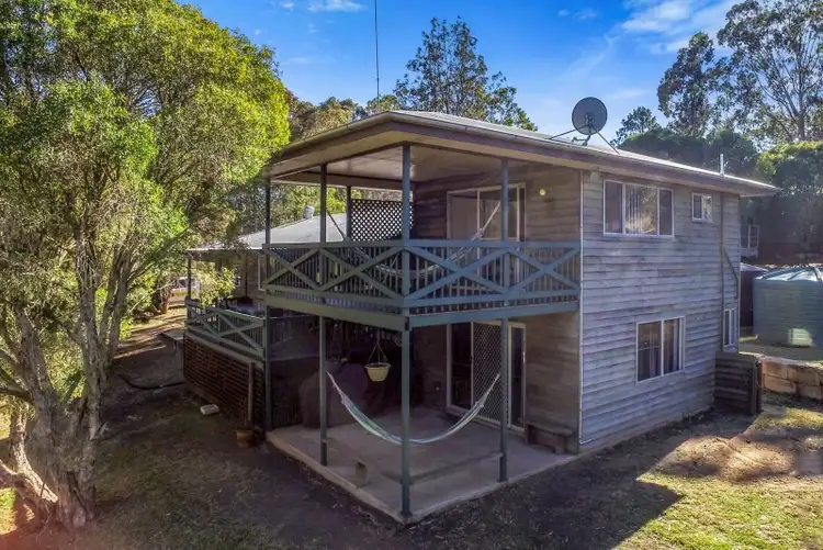 12609 New England Highway, Top Camp QLD 4350