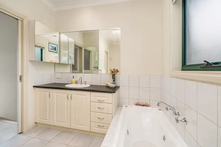 Sixth view of Homely townhouse listing, 2/22 Soderlund Drive, Doncaster VIC 3108