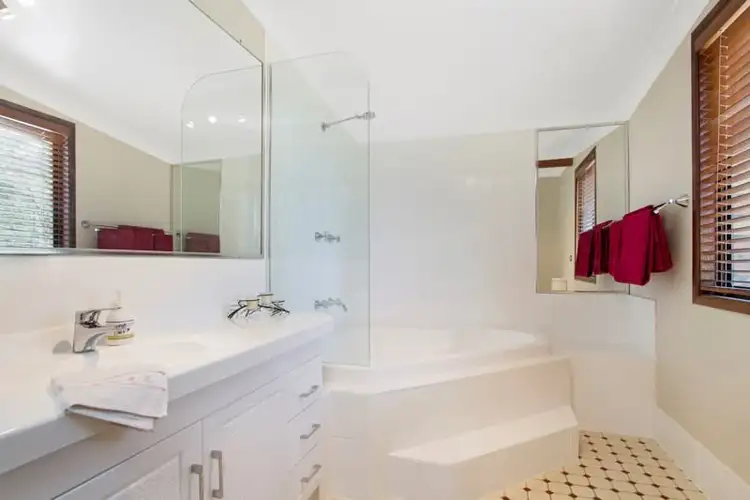 Seventh view of Homely house listing, 2 Milford Court, Eatons Hill QLD 4037