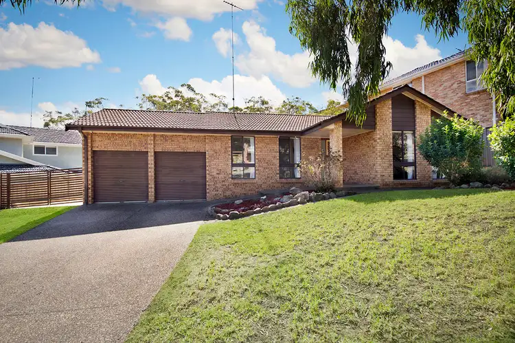 115 Hall Drive, Menai NSW 2234