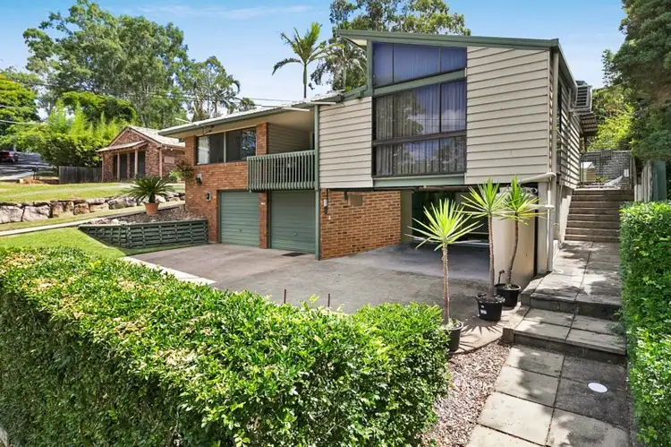 12 Cranwood Street, Kenmore QLD 4069